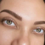 Cuánto dura el microblading – cejas naturales con microblading en Playa del Carmen